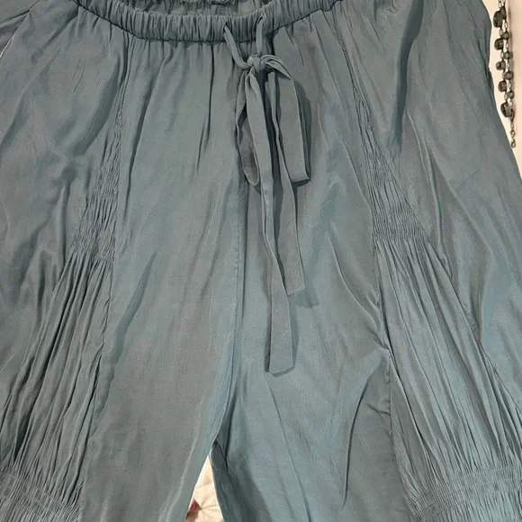 Johnny Was White Colorful Embroidery and free coordinating pants w/ pockets - Picture 8 of 12